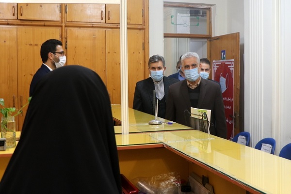 بازدید استاندار از اداره کل کمیته امداد امام خمینی (ره) گیلان بازدید استاندار از اداره کل کمیته امداد امام خمینی (ره) گیلان