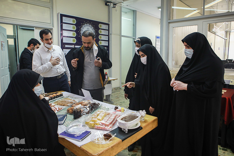 نمایشگاه محصولات واحدهای فناور مرکز رشد جهاد دانشگاهی برپا شد