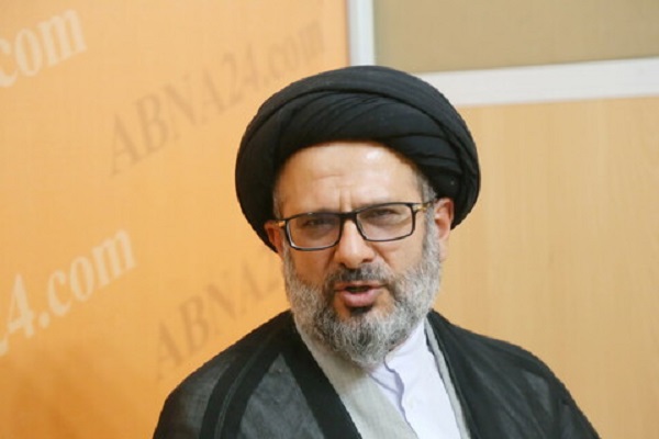 حجت&zwnj;الاسلام والمسلمین سید مفید حسینی کوهساری، مدیر مرکز ارتباطات و بین&zwnj;الملل حوزه علمیه قم 