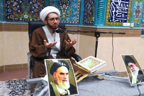 حجت&zwnj;الاسلام حبیب فتاحی مدیر مدرسه علمیه امام علی(ع) سلماس