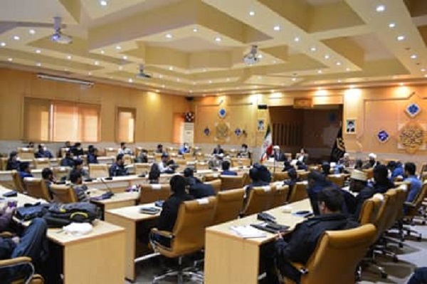 علی اکبر عالمیان، استاد جامعةالمصطفی العالمیه