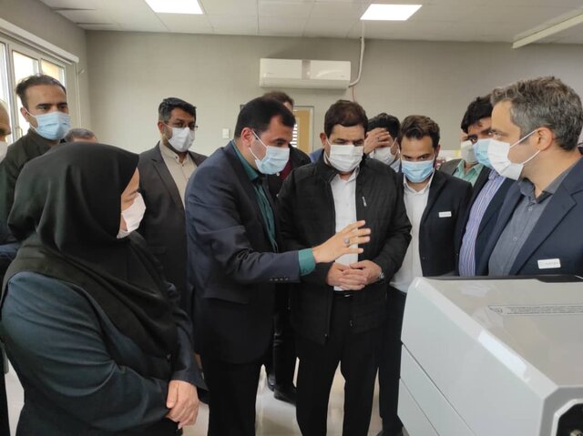 معاون اول رئیس جمهور از یک شرکت دانش بنیان در دزفول بازدید کرد ( آماده)