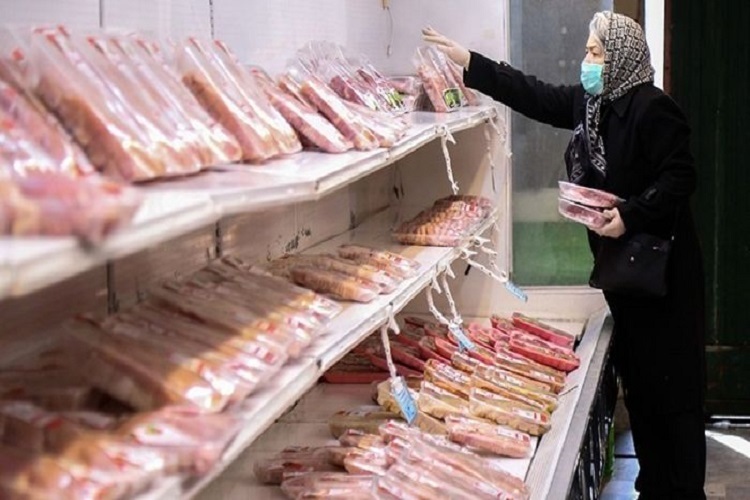 اجرای طرح ضیافت برای عرضه کالای اساسی با نرخ دولتی در سمنان