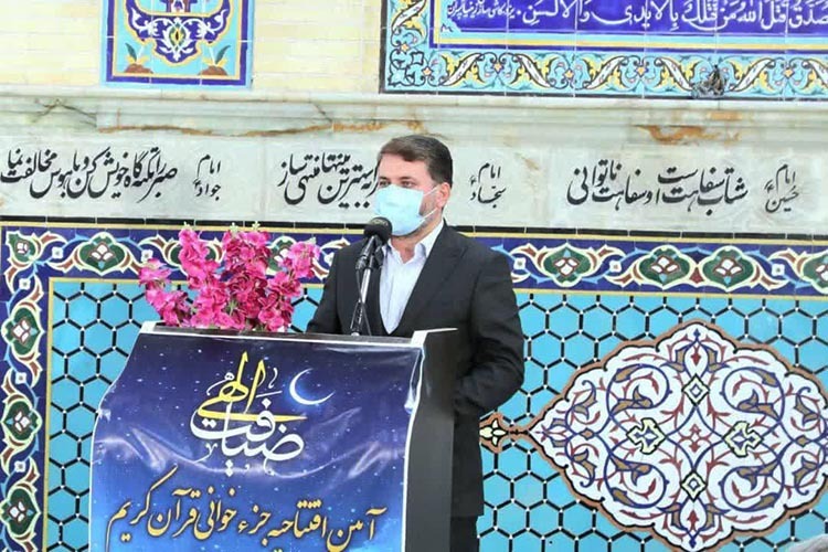 جامعه با نور قرآن به سعادتمندی می&zwnj;رسد