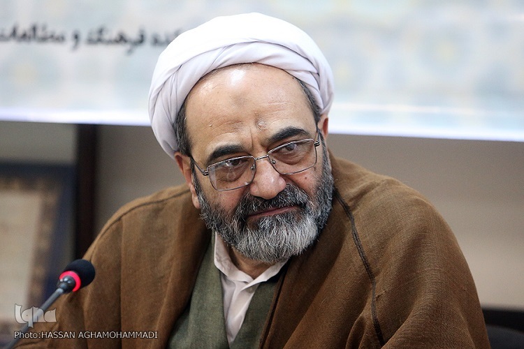 حجت‌الاسلام‌ ذوعلم، رئیس اندیشگاه بیانیه گام دوم انقلاب اسلامی