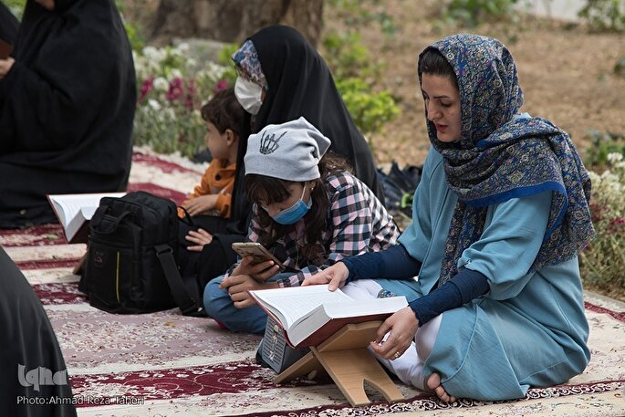 جزء‌خوانی قرآن در گذر فرهنگی چهار باغ عباسی