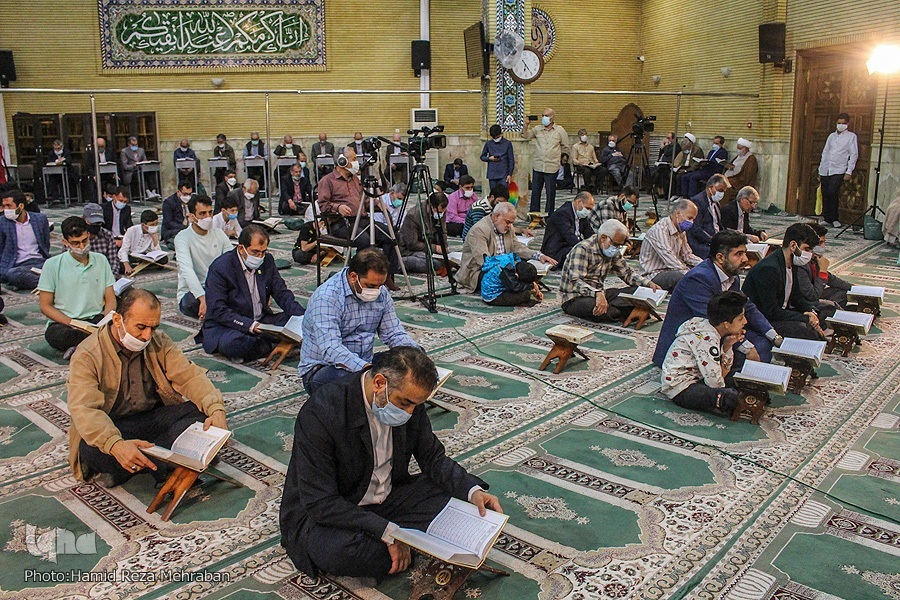 محفل قرآنی مشکات با حضور قاریان مصری برگزار شد