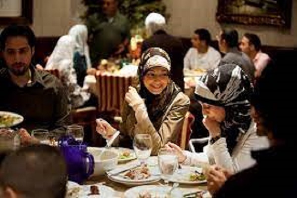 معرفی اماکن سرو افطار و برپایی نیایش‌های رمضانی در آمریکا/آماده