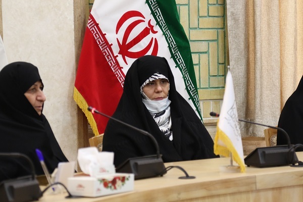 فاطمه قاسم‌پور، رئیس فراکسیون زنان و خانواده مجلس 
