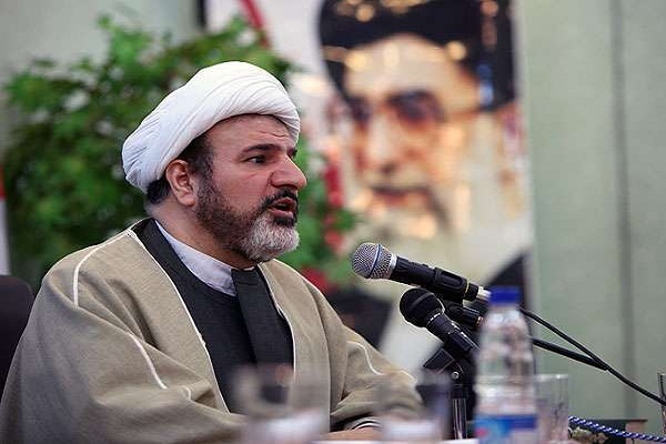 حجت&zwnj;الاسلام محمد مهدی تسخیری، معاون ارتباطات و امور بین الملل دانشگاه ادیان و مذاهب 