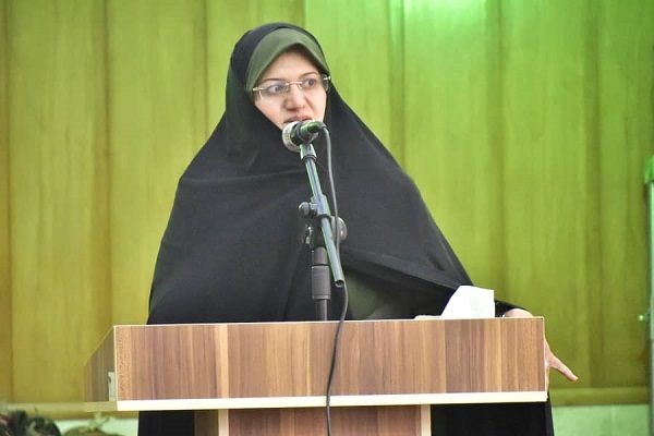 فرشته اسدزاده، مدیرکل دفتر امور زنان وخانواده استانداری خراسان&zwnj;جنوبی