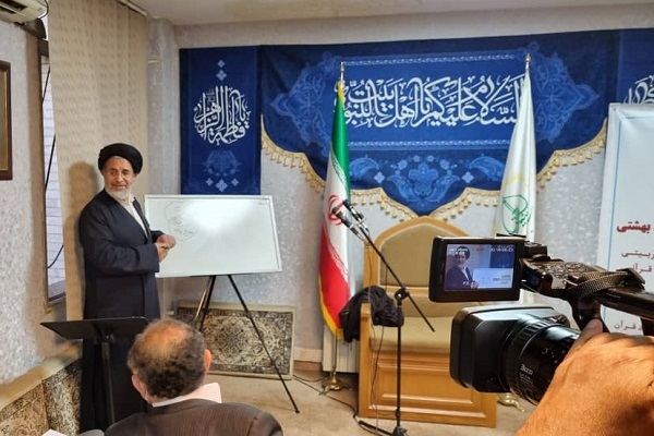 دومین هفته دوره طرح تربیت مدیران حکمرانی در بنیاد قرآن