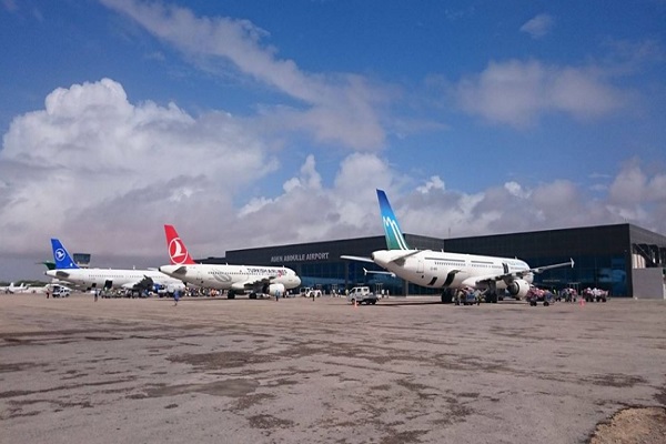 حمله گروه تروریستی الشباب به نزدیکی فرودگاه پایتخت سومالی // اماده