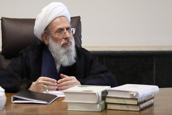 آیت&zwnj;الله ری&zwnj;شهری