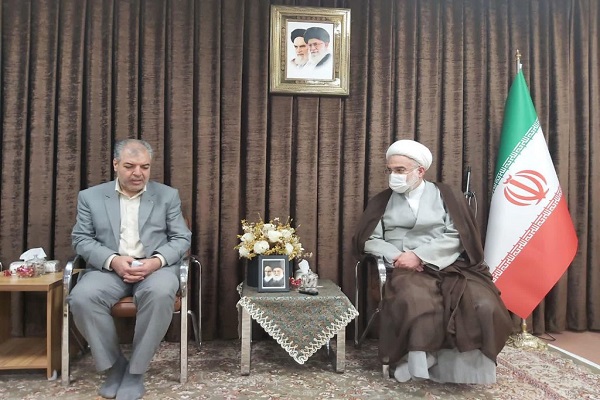 دیدار مدیرکل زندان با نماینده ولی فقیه در کردستان