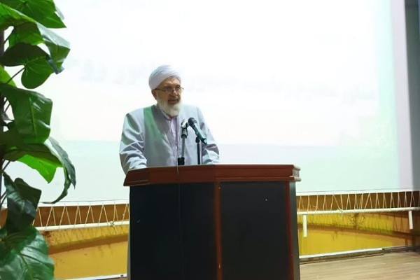 آخوند خوجملی دستیار استاندار گلستان در امور اهل سنت