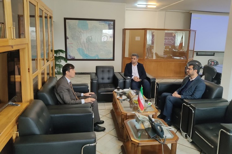 دیدار معاون استاندار فارس با کاردار تاجیکستان