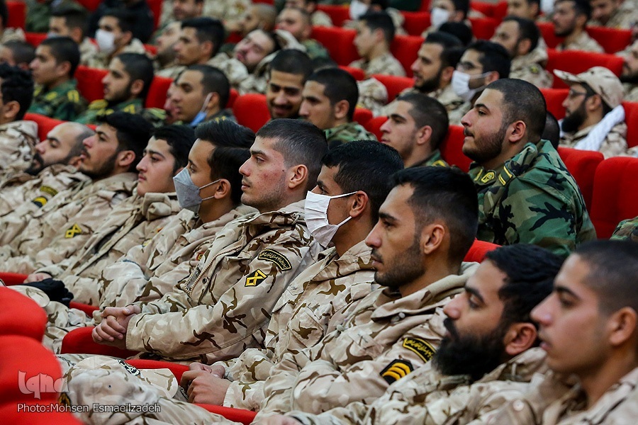 سربازان