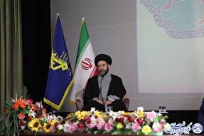 محافل قرآنی با تکیه بر انتقال پیام راستین برپا شود