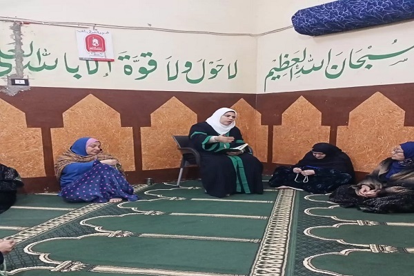 استقبال گسترده از محافل قرآنی ویژه بانوان در مصر+عکس