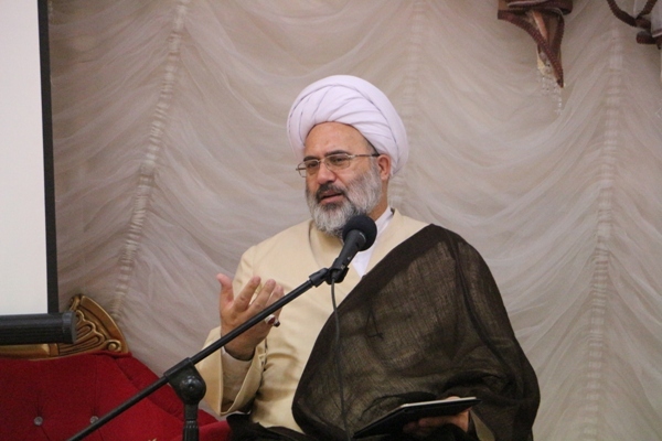 کسبه از رعایت مسائل شرعی در معاملات غافل نشوند