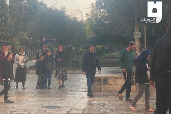 هراس رژیم صهیونیستی از اهتزاز پرچم فلسطین/درخواست توقف بازداشت مبارزان به دست تشکیلات خودگردان