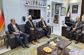 صفات سردار سلیمانی به عنوان الگو به جوانان شیعه و سنی ارائه شود