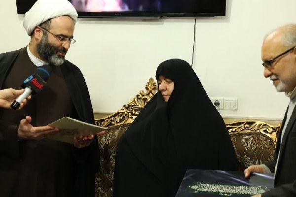 آئین تکریم از مادران فاطمی در قم برگزار شد