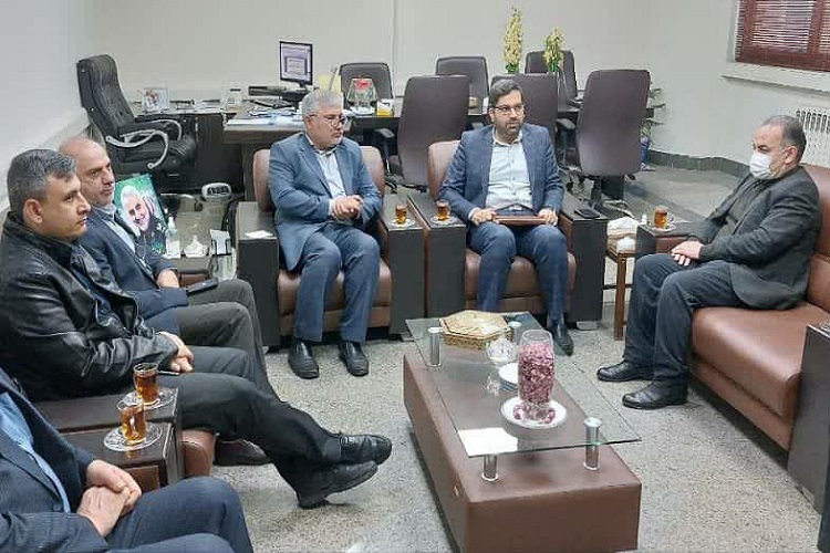 دیدار رئیس جهاددانشگاهی فارس با مدیرکل کمیته امداد استان
