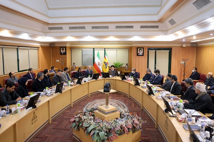 بازدید حجت‌الاسلام از شرکت گاز