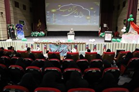 مادران برای تربیت نیروهای شایسته در جامعه اسلامی تلاش کنند