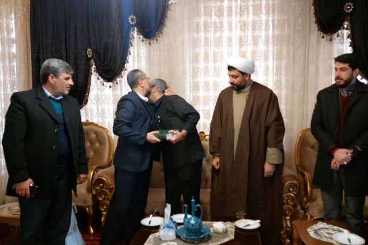 دیدار با خانواده شهید علی نظری