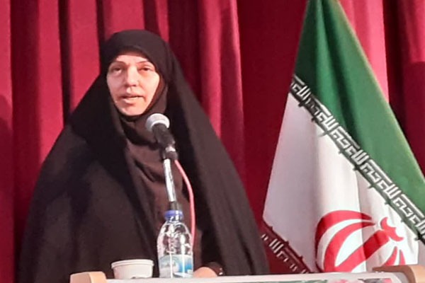 فریبا ولی‌پوری، مدیر کل امور بانوان استانداری لرستان