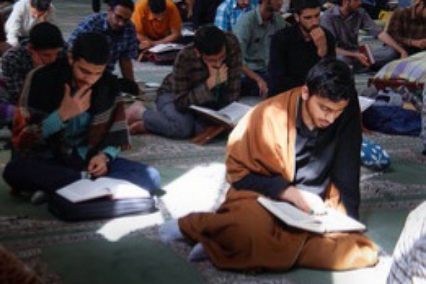 اعتکاف در مساجد گلستان