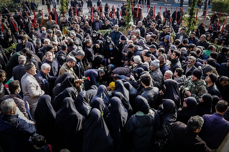 تشییع آلالههای سرخ عاشورایی در تبریز/ پیکر پاک فرزند روحالله در استانداری آذربایجان شرقی آرام گرفت تشییع آلالههای سرخ عاشورایی در تبریز/ پیکر پاک فرزند روحالله در استانداری آذربایجان شرقی آرام گرفت
