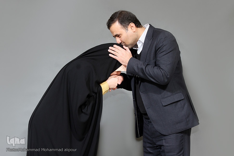 ارمغان روشن پدر ارمغان روشن پدر