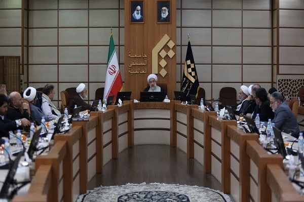 علی عباسی، رئیس جامعةالمصطفی العالمیه