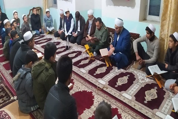 محفل انس با قرآن درروستای قره ماخر آزادشهر