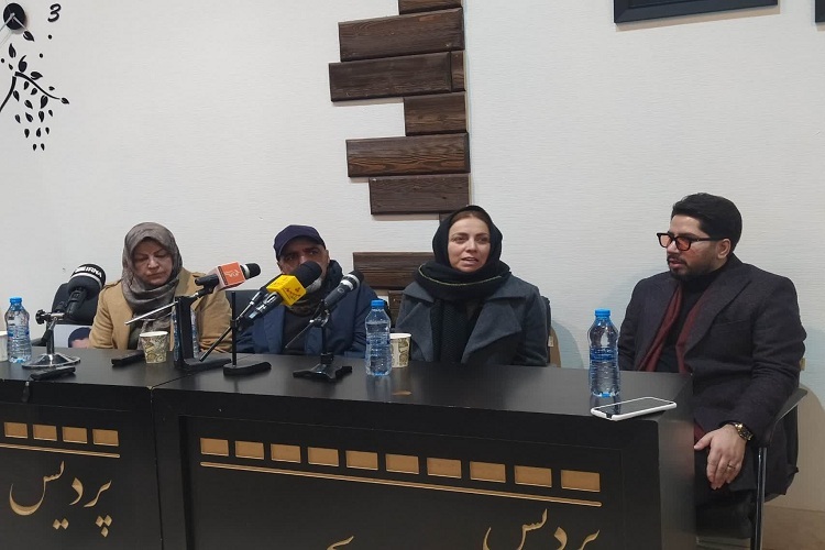 عوامل فیلم سرهنگ ثریا