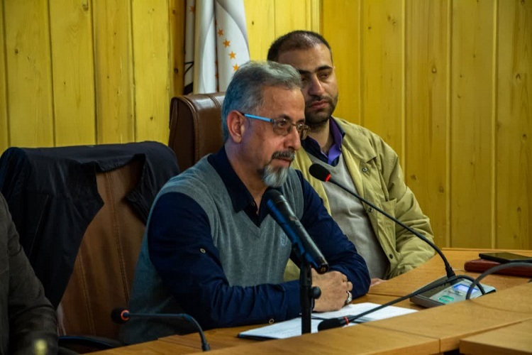 کمال‌الدین شاهرخ، مسئول انجمن عکس بسیج هنرمندان کشور