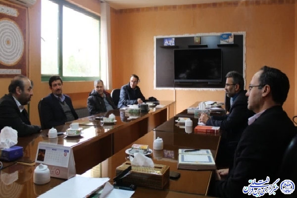 دیدار مشاور رییس مرکز پژوهش‌های مجلس شورای اسلامی با روسای جهاددانشگاهی، پارک علم و فناوری و بنیاد نخبگان خراسان‌جنوبی