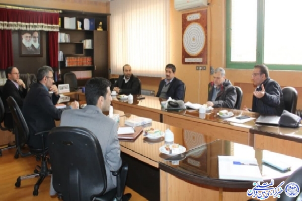دیدار مشاور رییس مرکز پژوهش‌های مجلس شورای اسلامی با روسای جهاددانشگاهی، پارک علم و فناوری و بنیاد نخبگان خراسان‌جنوبی