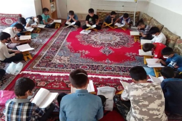 از آموزش رایگان تا کمک به نیازمندان در مؤسسه قرآنی «افق زاگرس» سنندج