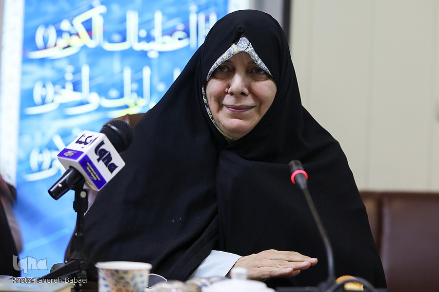 امام موسی صدر برای همزیستی مسالمت‌آمیز ادیان تلاش می‌کرد