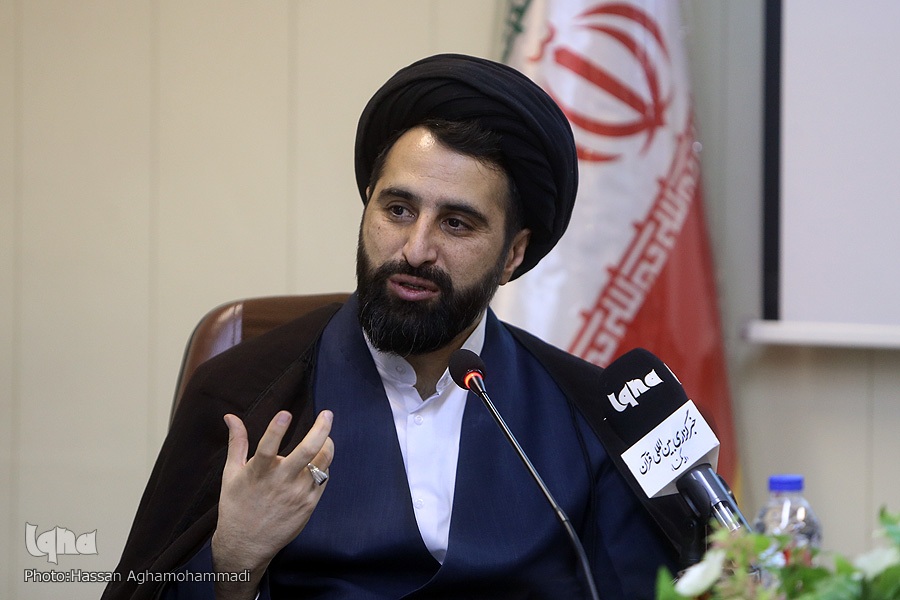 توجه گردشگری تعالی بخش به تفکر و رشد درونی / بی‌اعتقادی برخی نهادها به توسعه گردشگری + ‌فیلم