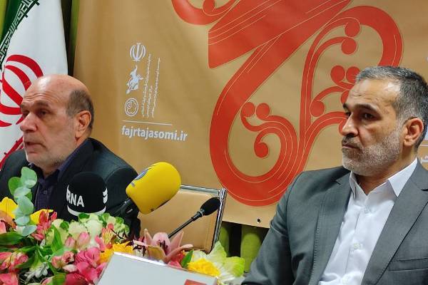 در حال تکمیل / هنر بهترین ابزار برای اشاعه انقلاب است/  حبیب‌الله صادقی افتخار هنر انقلاب بود