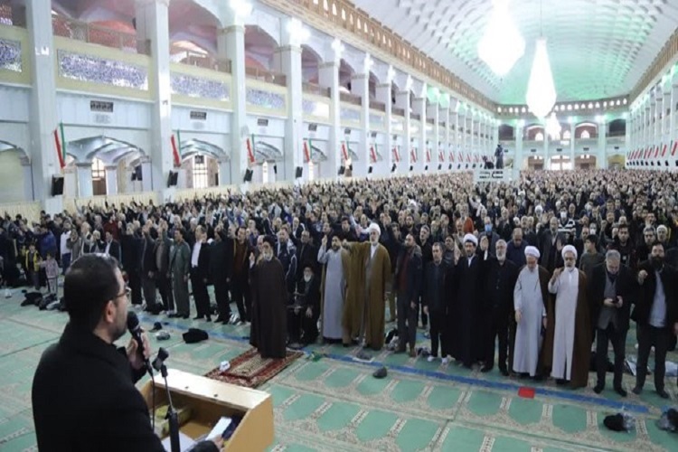 تجمع اعتراضی، نمازگزاران تبریزی