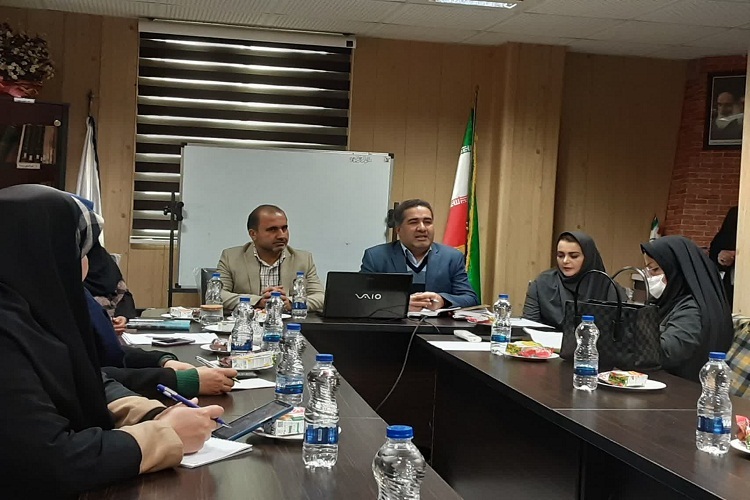 نشست «تجربه نگاری محیط زیست» در پژوهشکده محیط زیست جهاد دانشگاهی نشست «تجربه نگاری محیط زیست» در پژوهشکده محیط زیست جهاد دانشگاهی