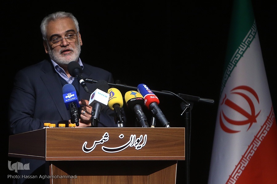 نهضت انقلاب اسلامی مانع بزرگ نظام سلطه است