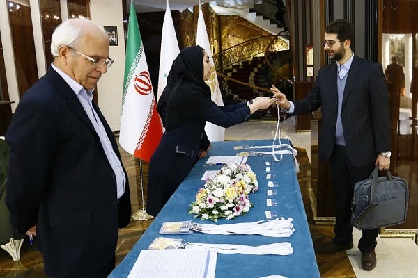 آئین داوری بخش نخبگان جایزه البرز ۱۴۰۲ برگزار شد